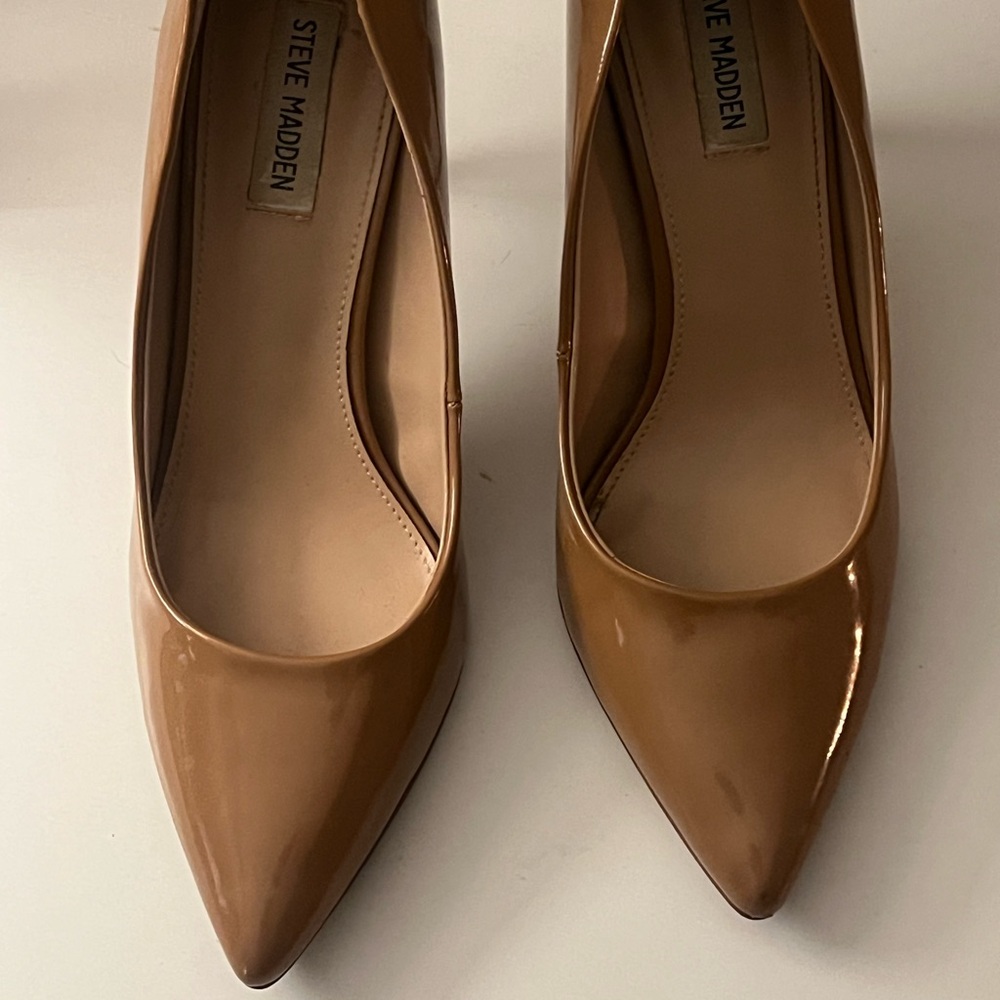 Steve Madden Nude Pointed-Toe Stiletto Heels